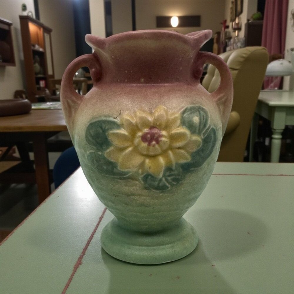 Hull Art Pottery Water Lily Vase Pink Green Good Vintage Floral 1940's